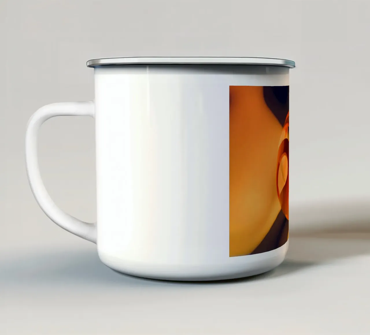 Orange sphere tazza in smalto da mip of map