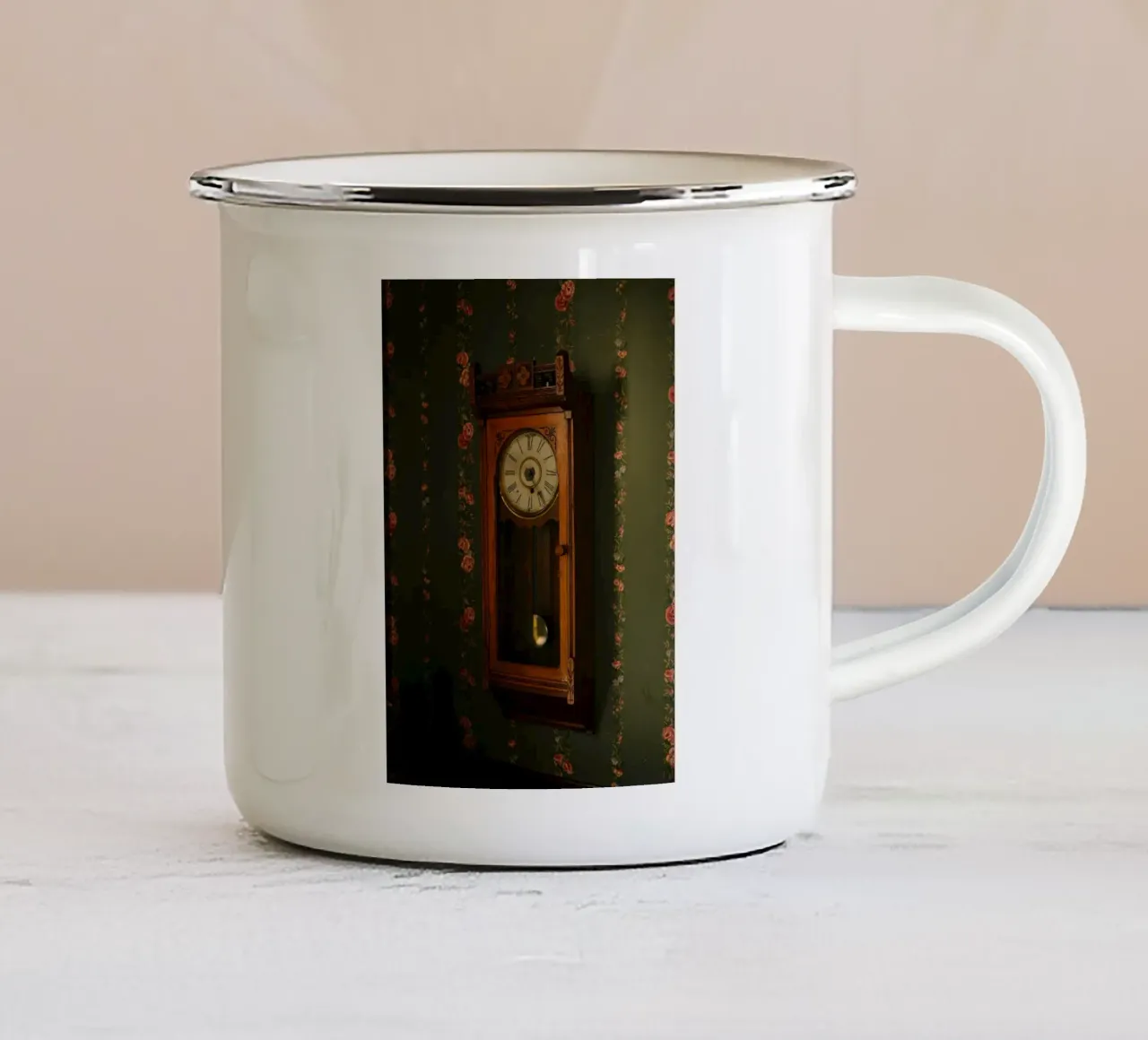 The antique clock tazza in smalto da mip of map