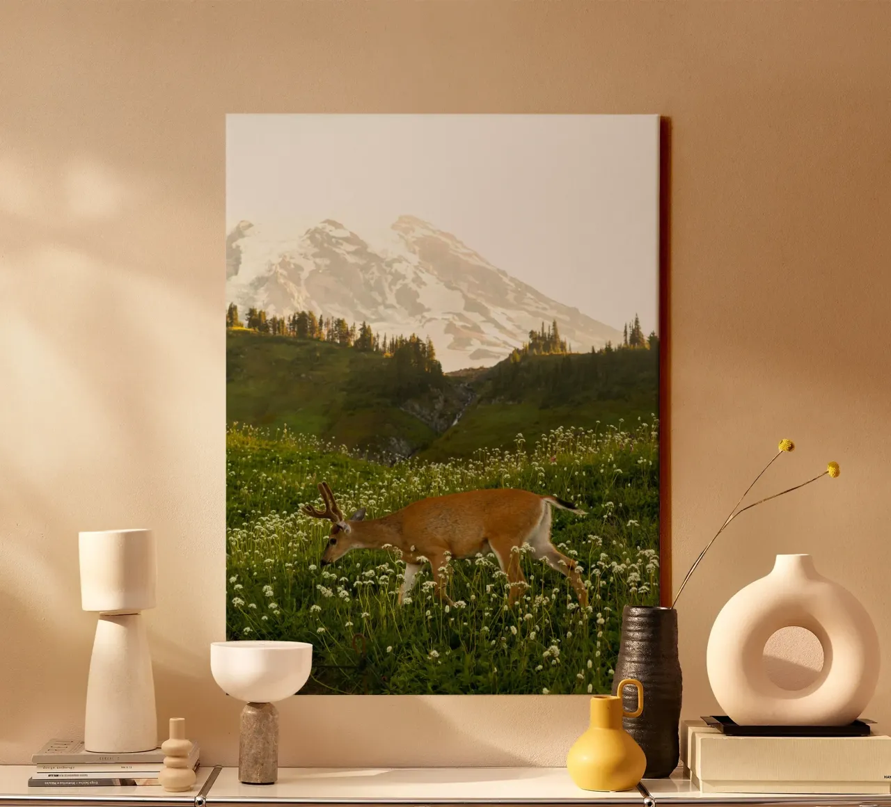 Golden deer on flower hill tela con Cornice a cassetta da mip of map