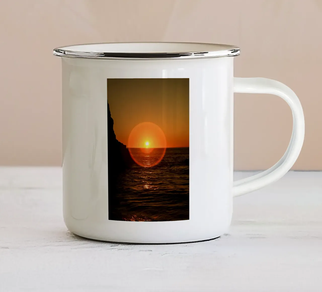 Golden sunset on the sea tazza in smalto da mip of map