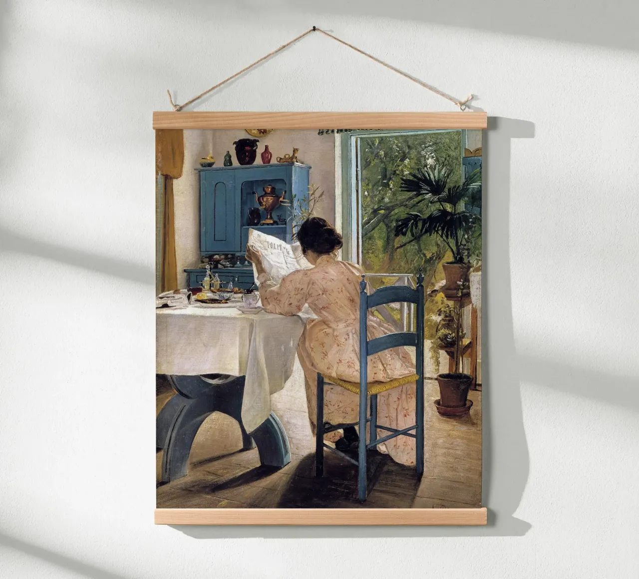 Breakfast with the Morning Newspaper poster con telaio in plastica da apoloprints
