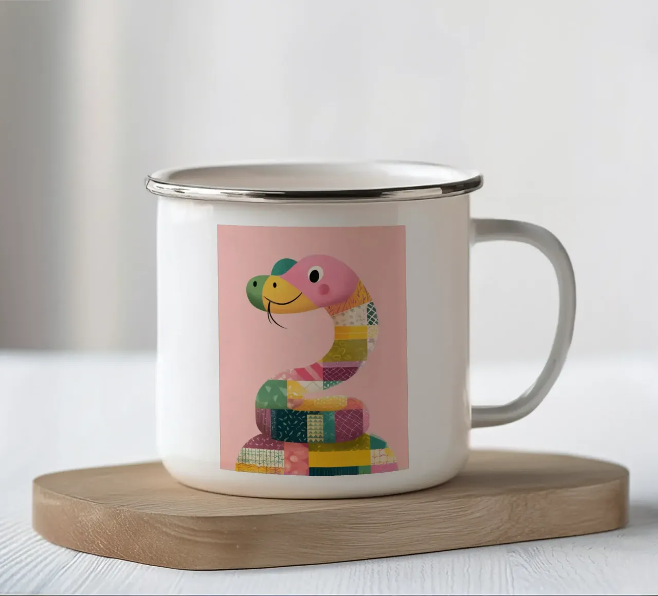 Smiling Snake Friend tazza in smalto da Kiara