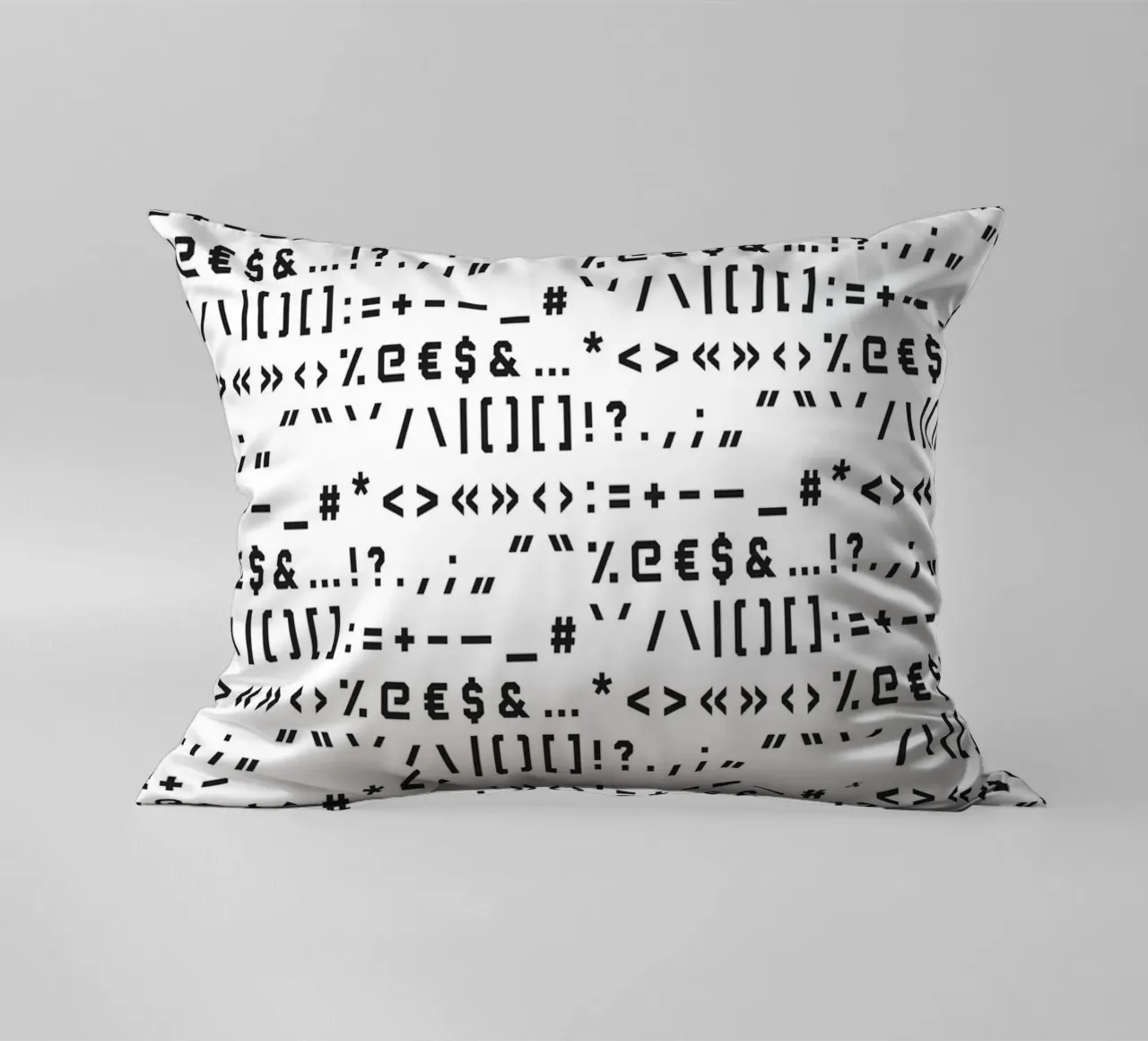 Typography Special Characters Pattern #1 cuscino da kathrinmay