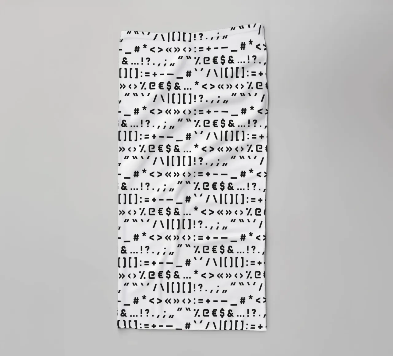 Typography Special Characters Pattern #1 asciugamano da bagno da kathrinmay