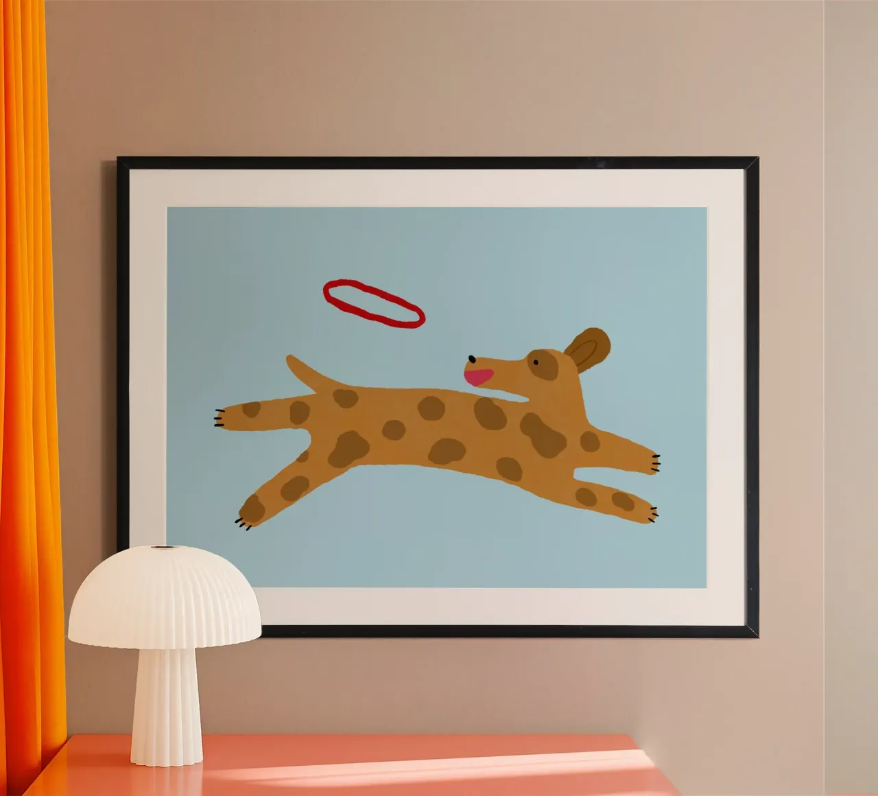 Cane carino che prende il frisbee Arte minimalista poster da vintagepod