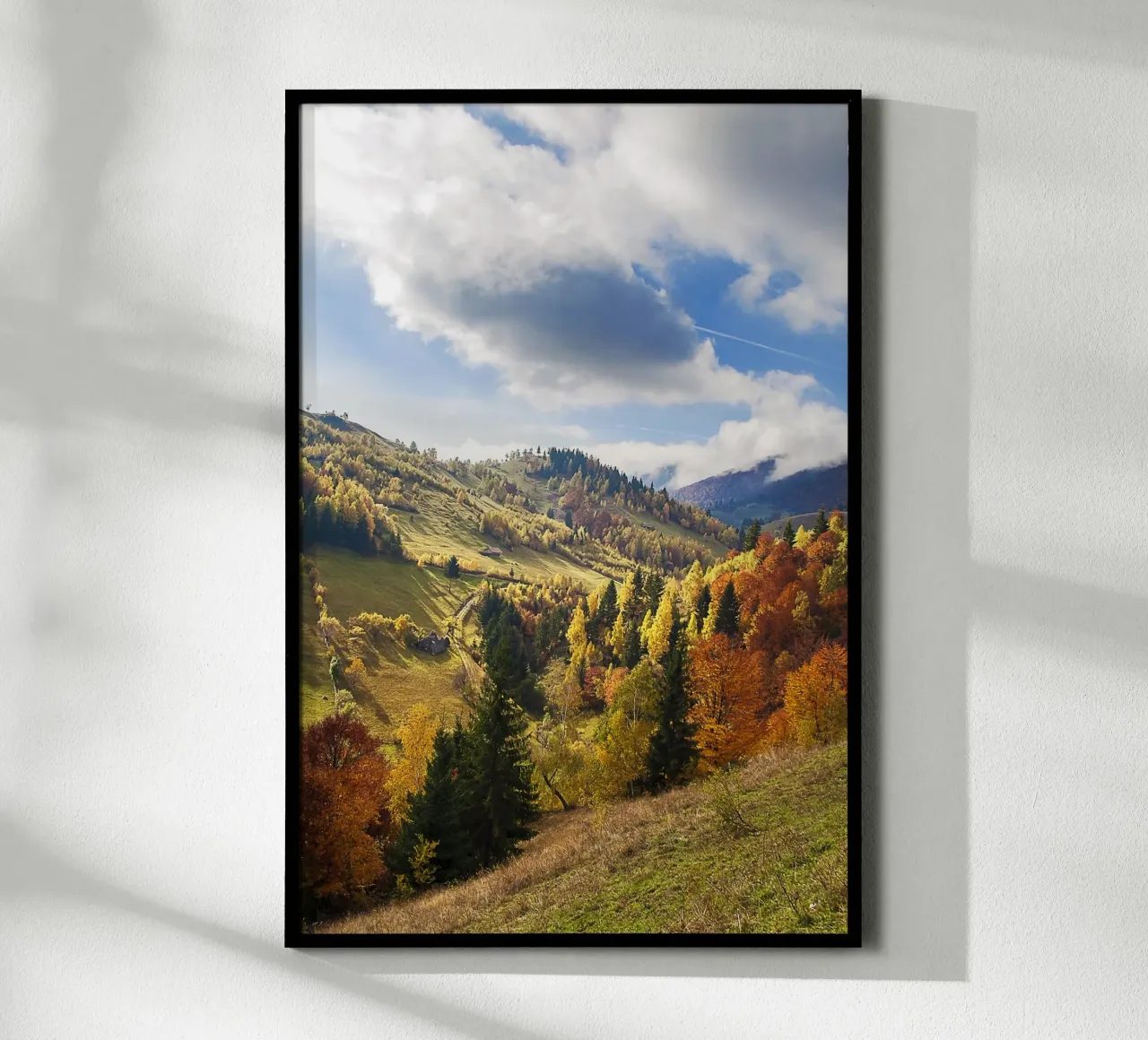 Autunno a colori: Paesaggio della valle autunnale - Stampa naturalistica poster con telaio in plastica da jay