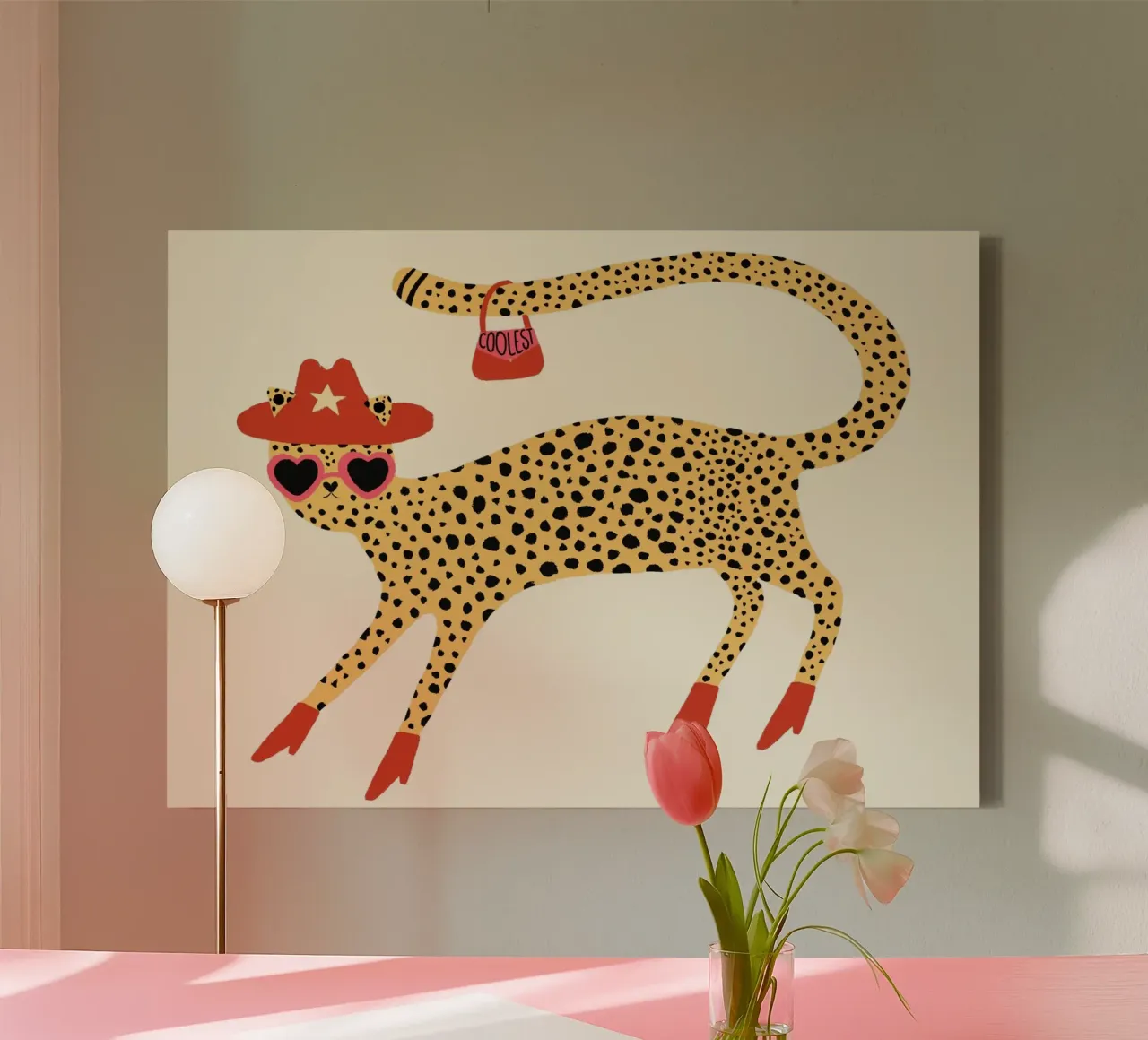 Cooler Leopard mit Cowboyhut Mode Kunst Leinwand mit Schattenfugenrahmen von vintagepod