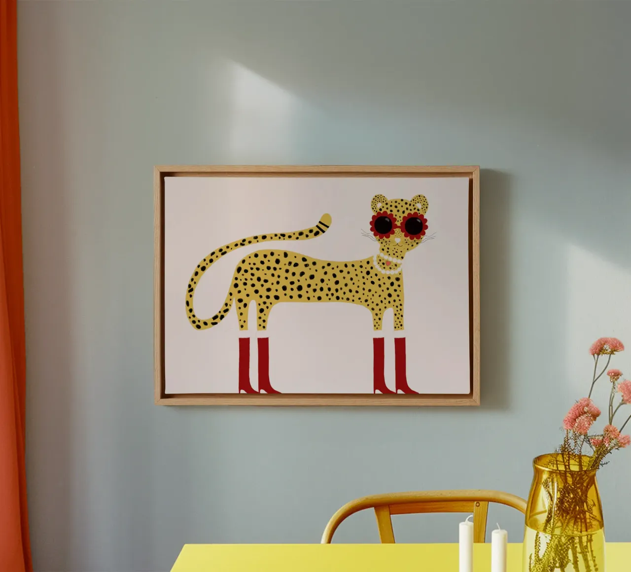 Moda Leopardo con stivali rossi e perle tela con Cornice a cassetta da vintagepod
