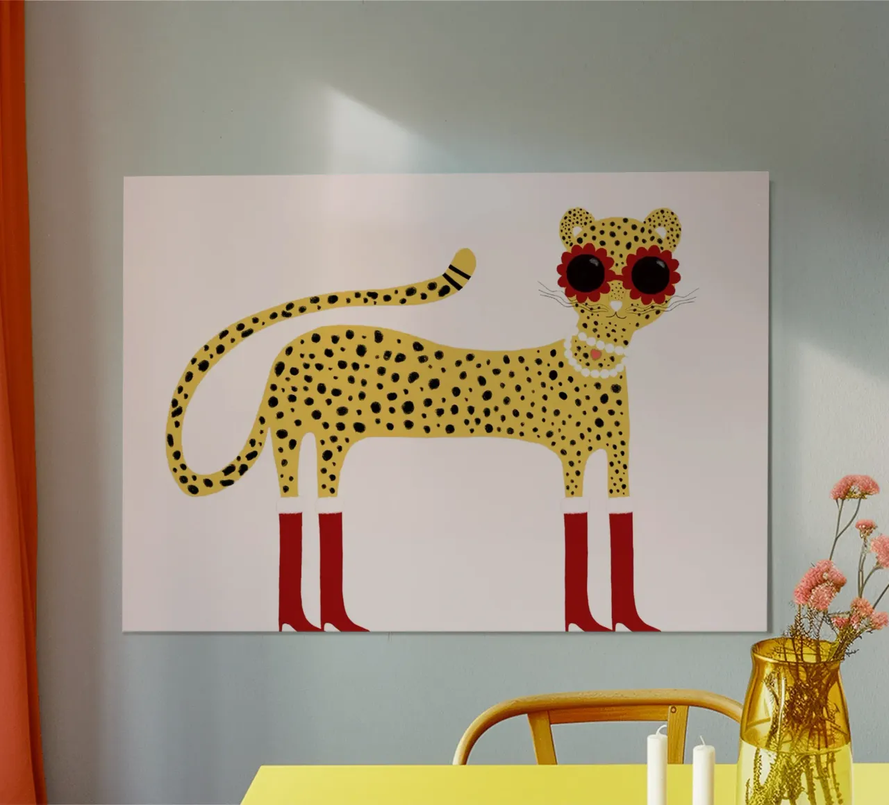 Moda Leopardo con stivali rossi e perle poster con telaio in legno da vintagepod