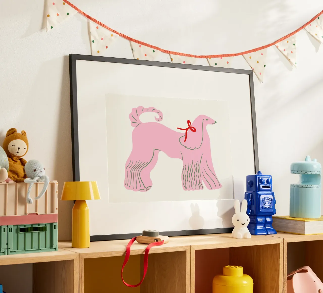 Poster con fiocco rosso e mastino afgano rosa poster con telaio in plastica da vintagepod