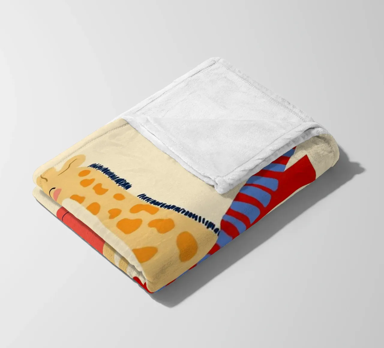 Simpatica giraffa in auto con sciarpa coperta in pile da vintagepod