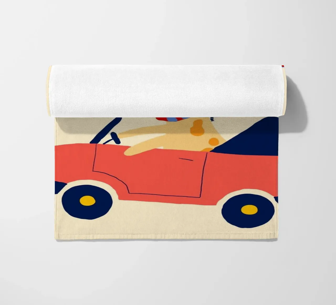Simpatica giraffa in auto con sciarpa telo mare da vintagepod