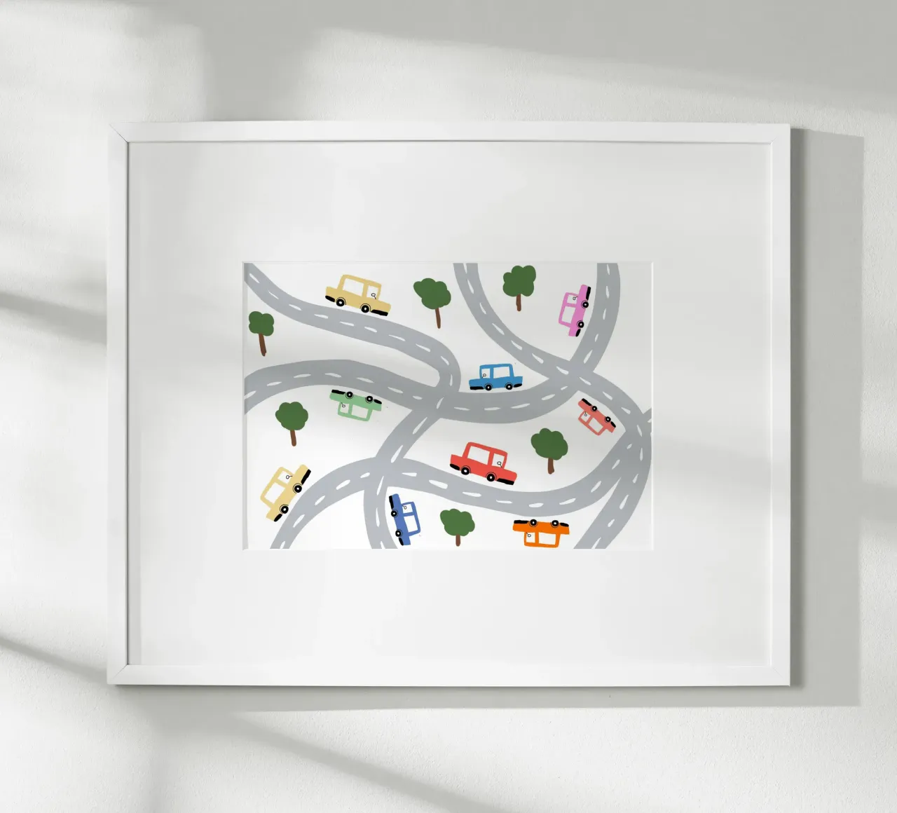 Auto carine su una mappa stradale Arte per bambini poster con telaio in plastica da vintagepod