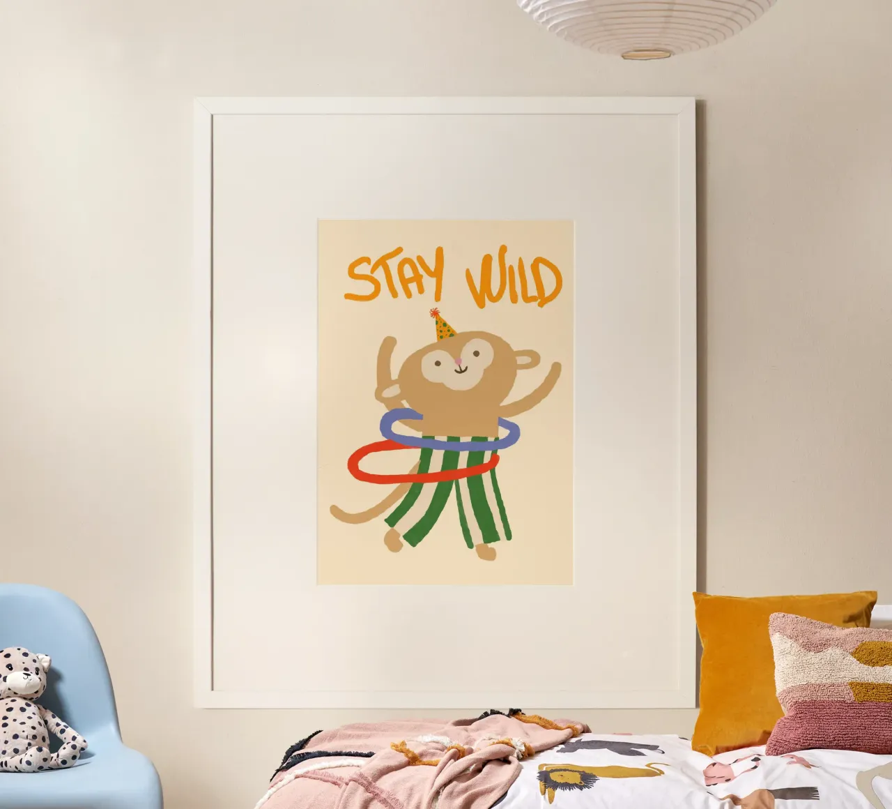 Póster de Hula Hooping con monos "Stay Wild poster de vintagepod