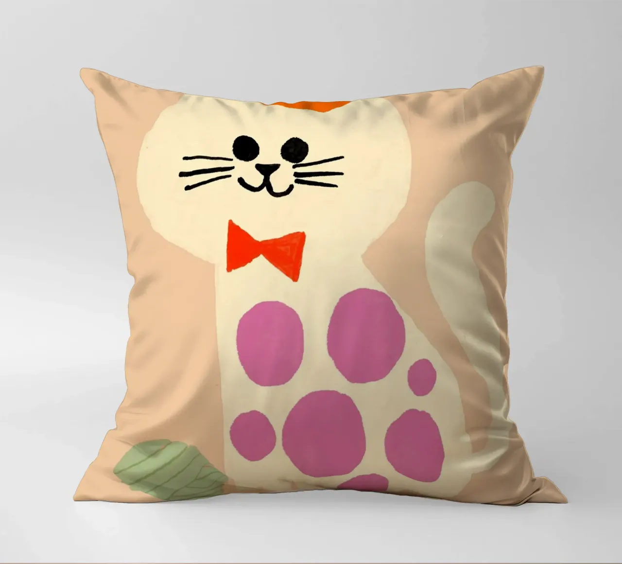 Simpatico gatto francese con berretto e papillon cuscino da vintagepod
