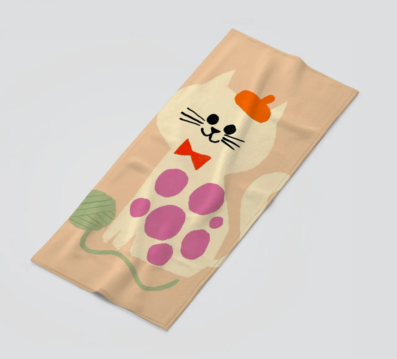 Simpatico gatto francese con berretto e papillon telo mare da vintagepod