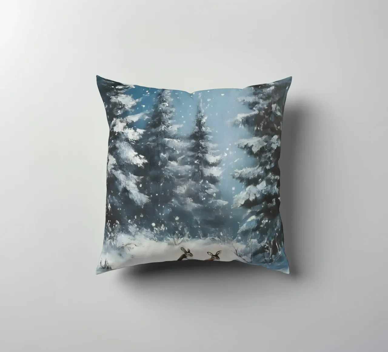 Poster invernale con lepri in una foresta innevata cuscino da Studio Vibe