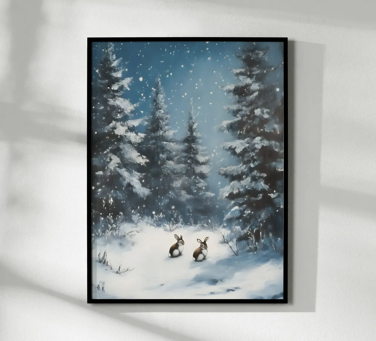 Poster invernale con lepri in una foresta innevata poster con telaio in legno da Studio Vibe