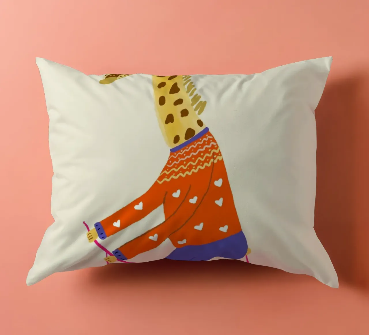 Giraffa in bicicletta: "In alto con stile". cuscino da vintagepod