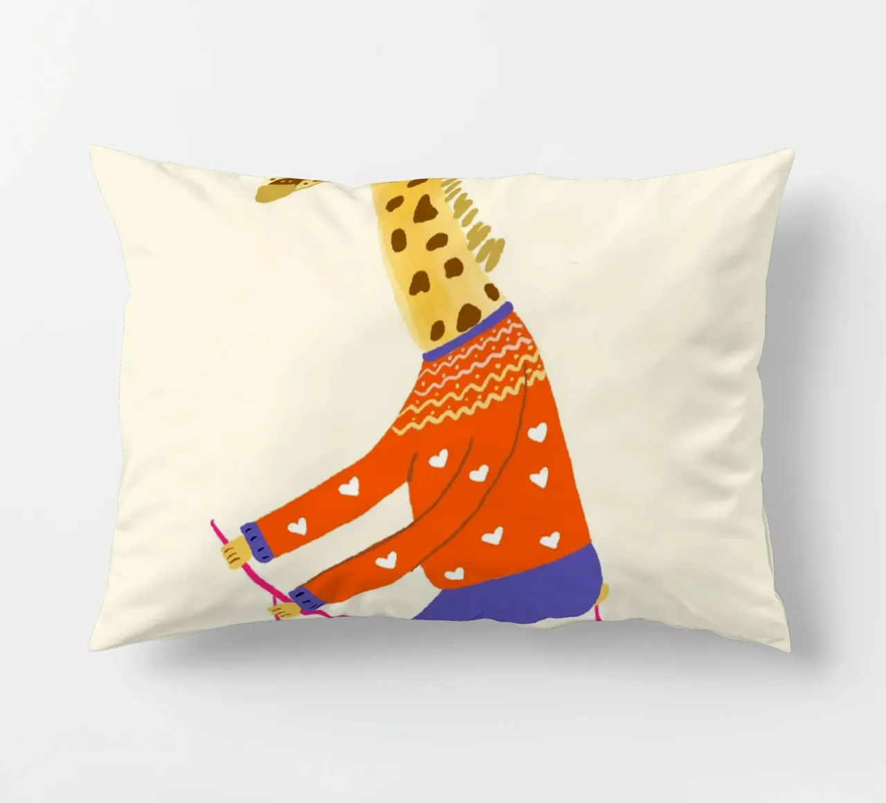 Giraffa in bicicletta: "In alto con stile". cuscino da vintagepod