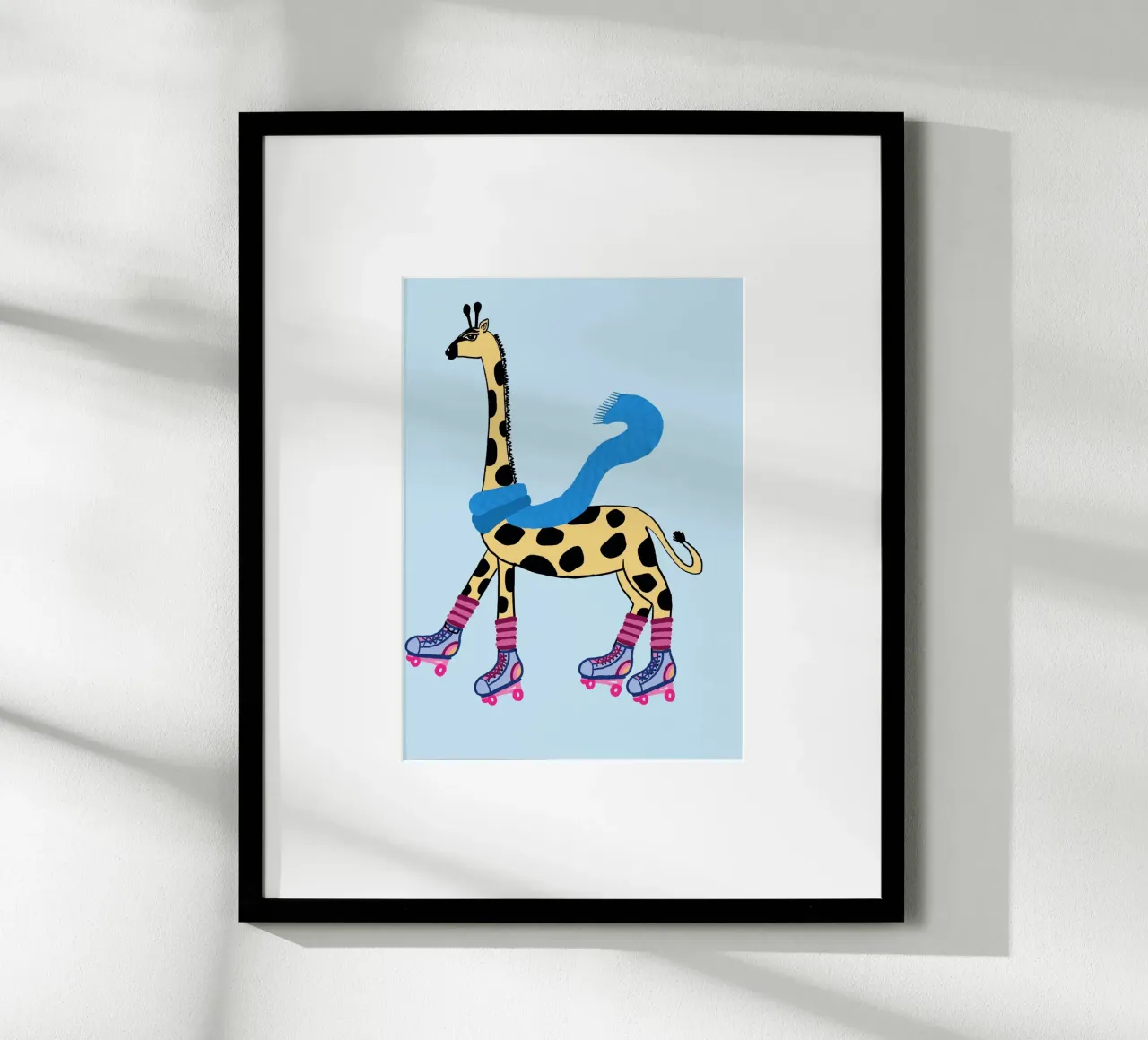 Giraffa pattinatrice con sciarpa e scaldamuscoli poster da vintagepod