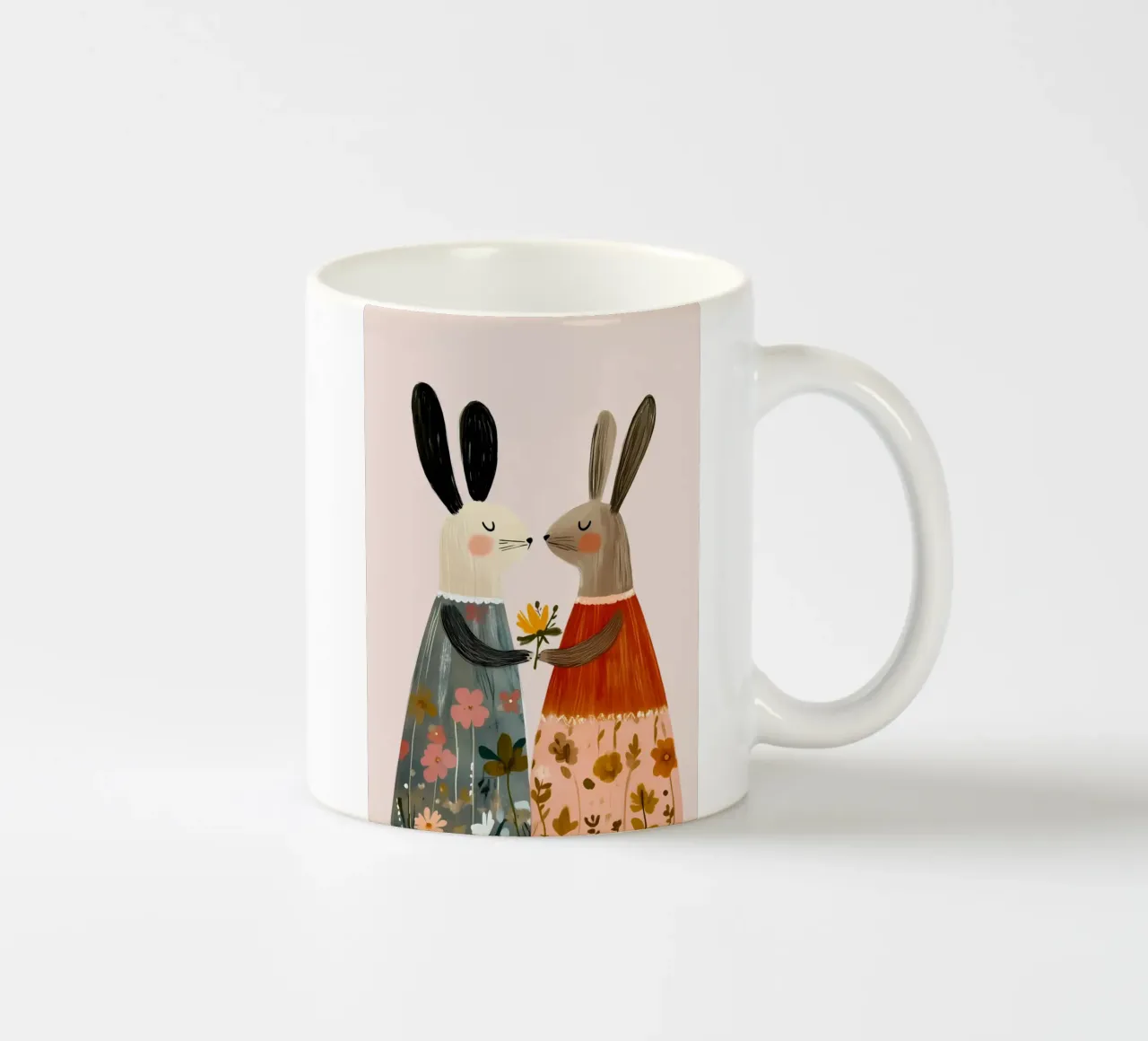 Dos conejos dando flores Bohemian Art Print taza de cerámica de vintagepod