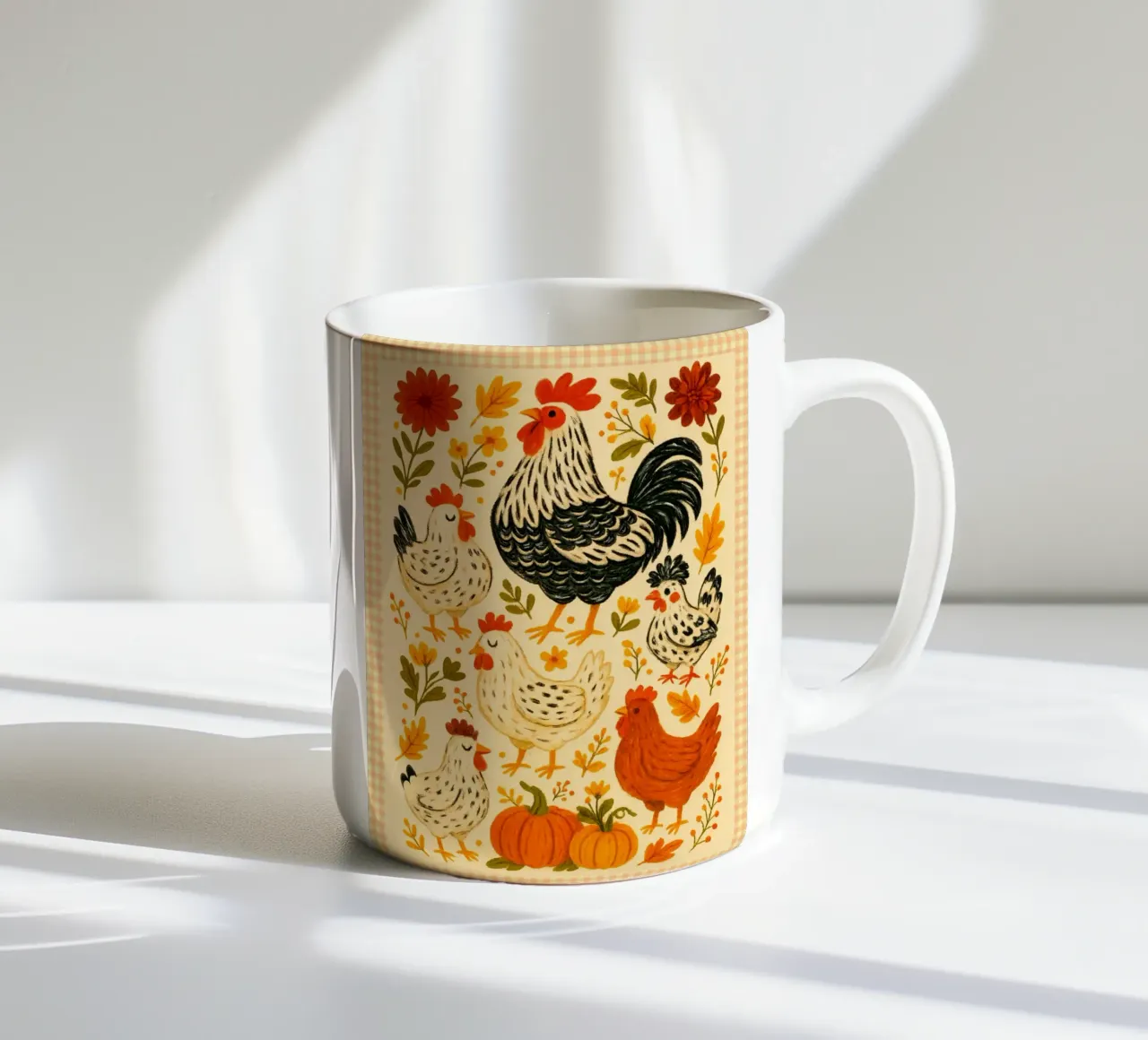 Sfilata di polli d'autunno tazza in ceramica da Taika Tori Art