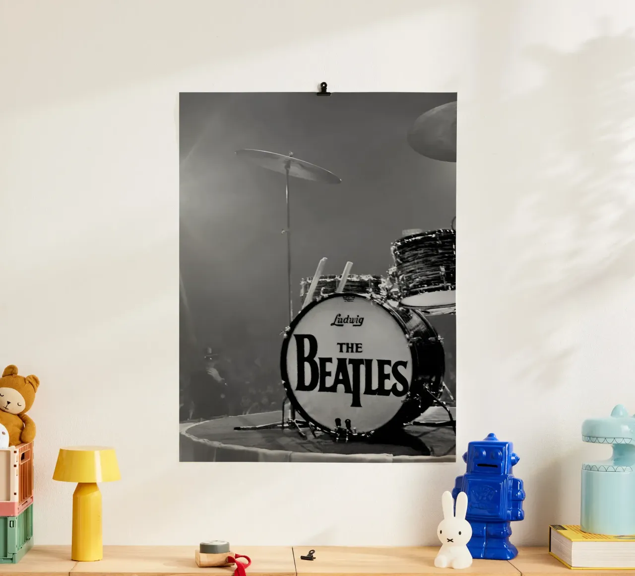 The Beatles Drum poster con telaio in legno da Musadad Shop
