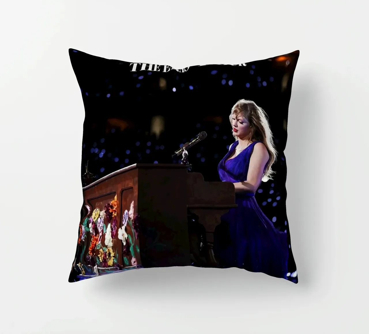 Taylor Swift cuscino da Musadad Shop