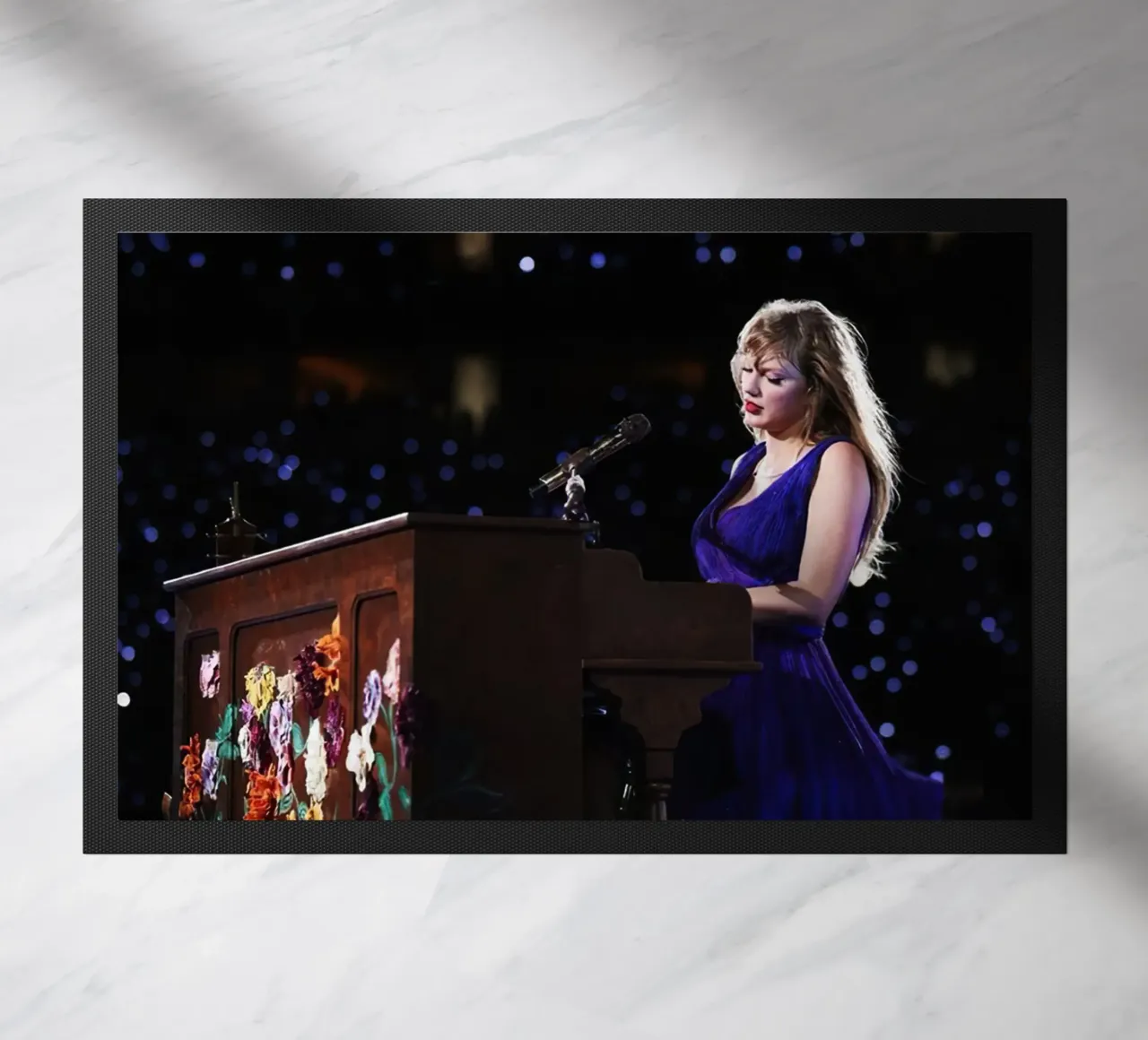 Taylor Swift zerbino da Musadad Shop