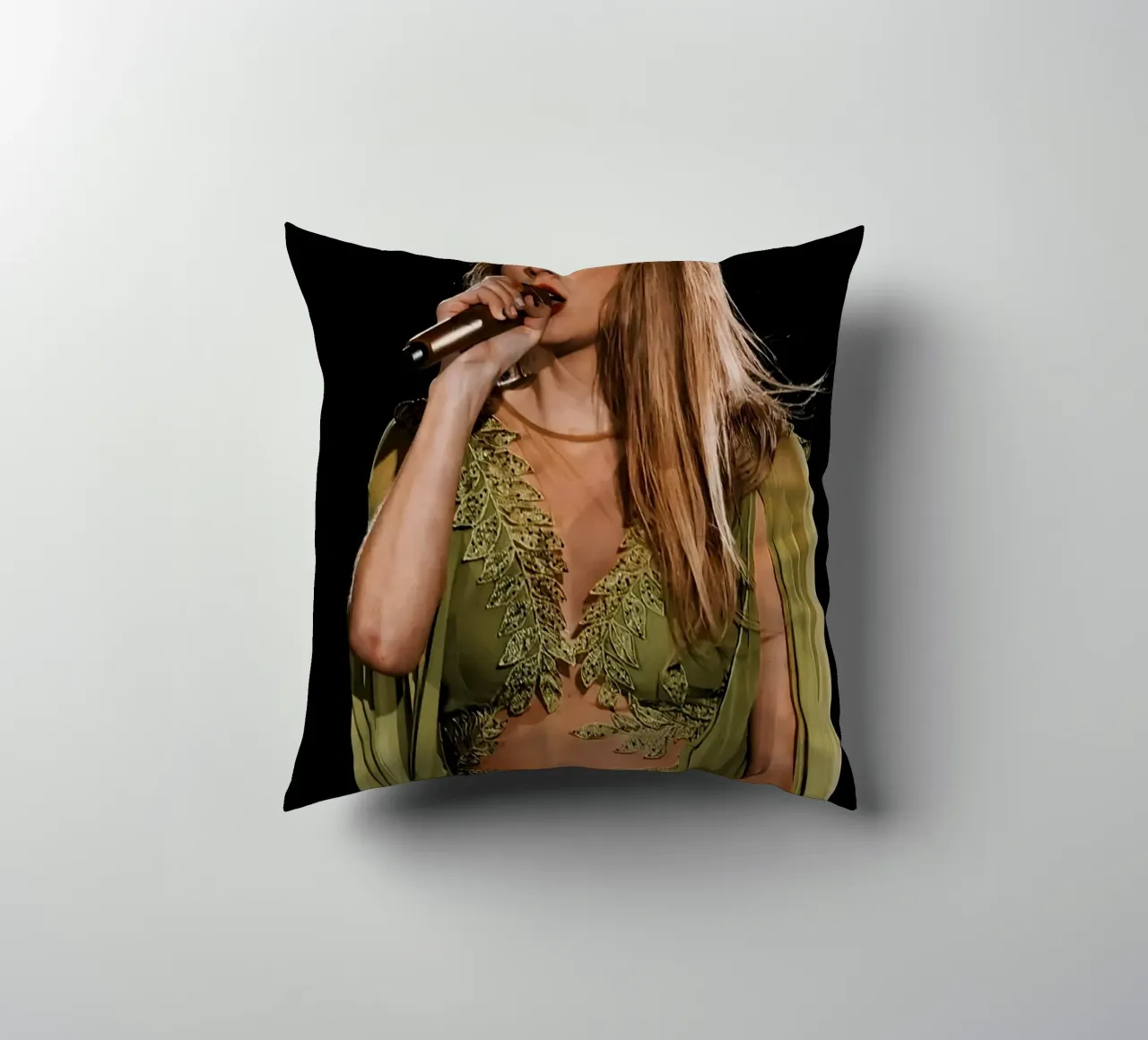 Taylor Swift cuscino da Musadad Shop