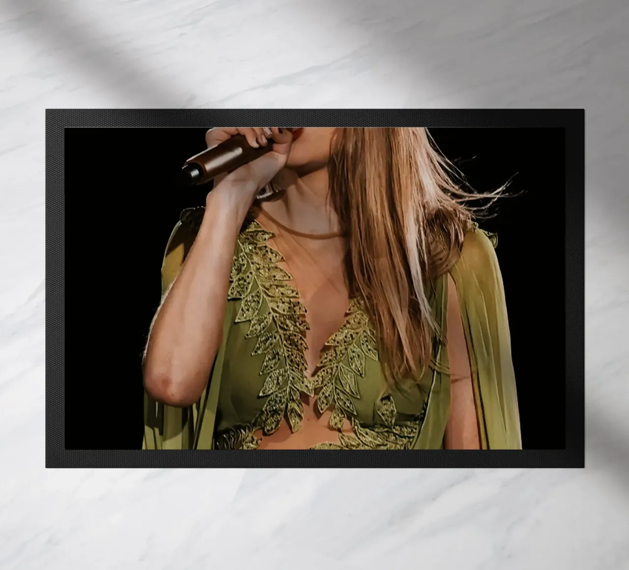 Taylor Swift zerbino da Musadad Shop