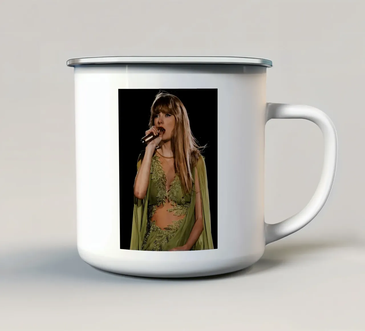 Taylor Swift tazza in smalto da Musadad Shop