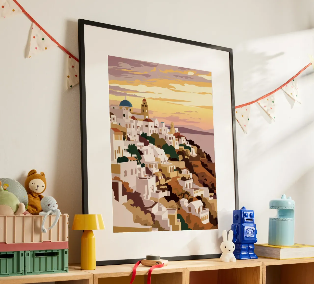 Ora d'oro a Oia poster con telaio in plastica da Heaven Craft