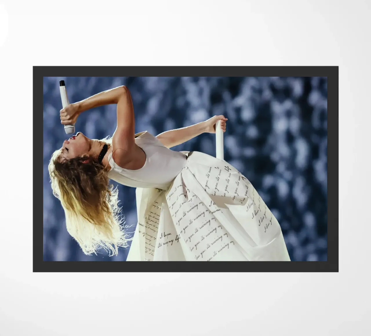Taylor Swift zerbino da Musadad Shop