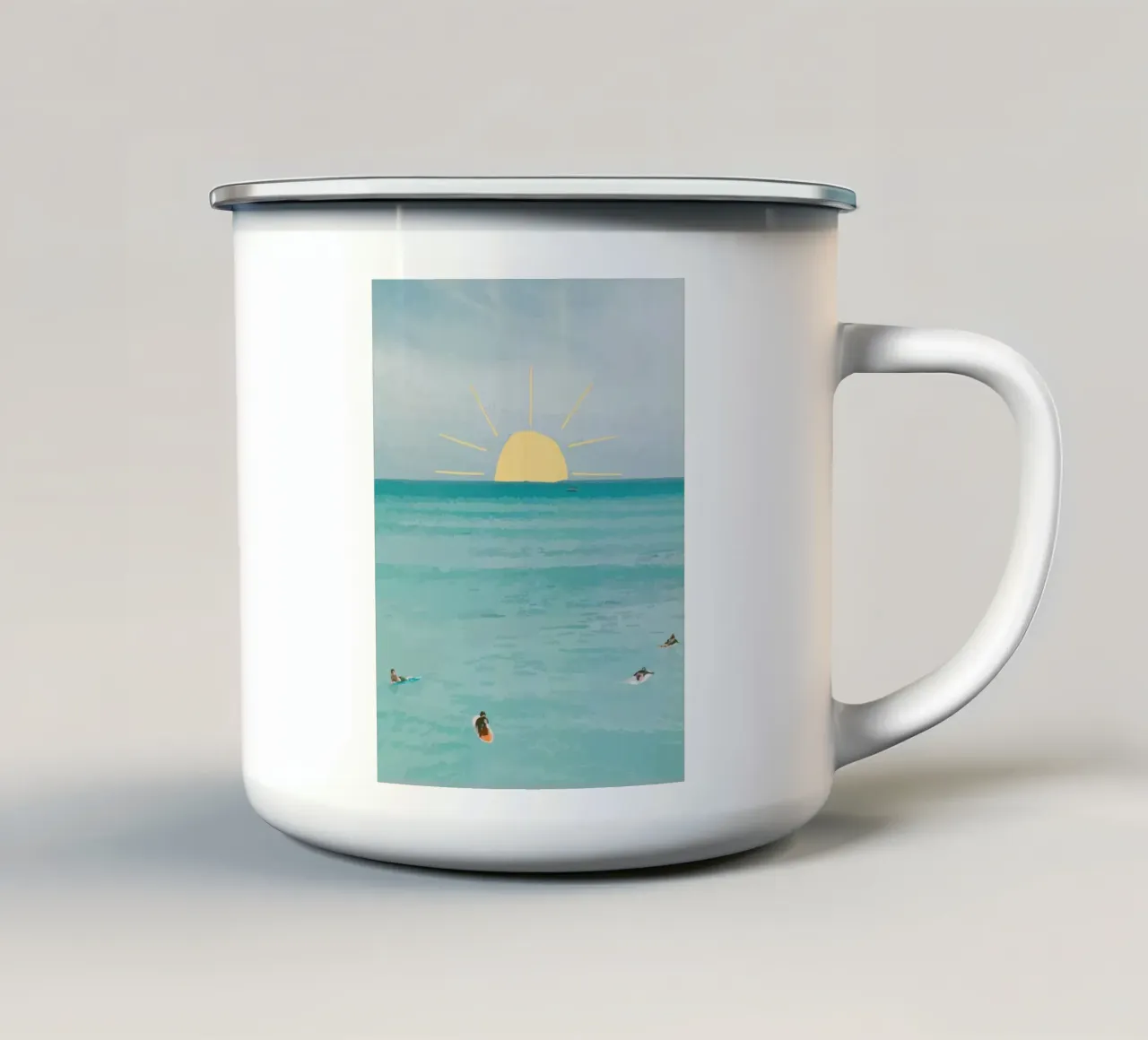 surfing on the beach tazza in smalto da Dumery Art