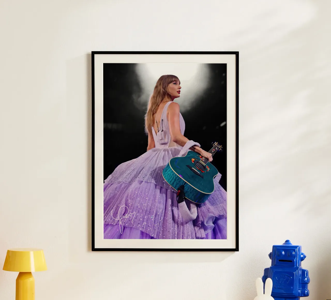 La regina Taylor Swift poster con telaio in plastica da shiners