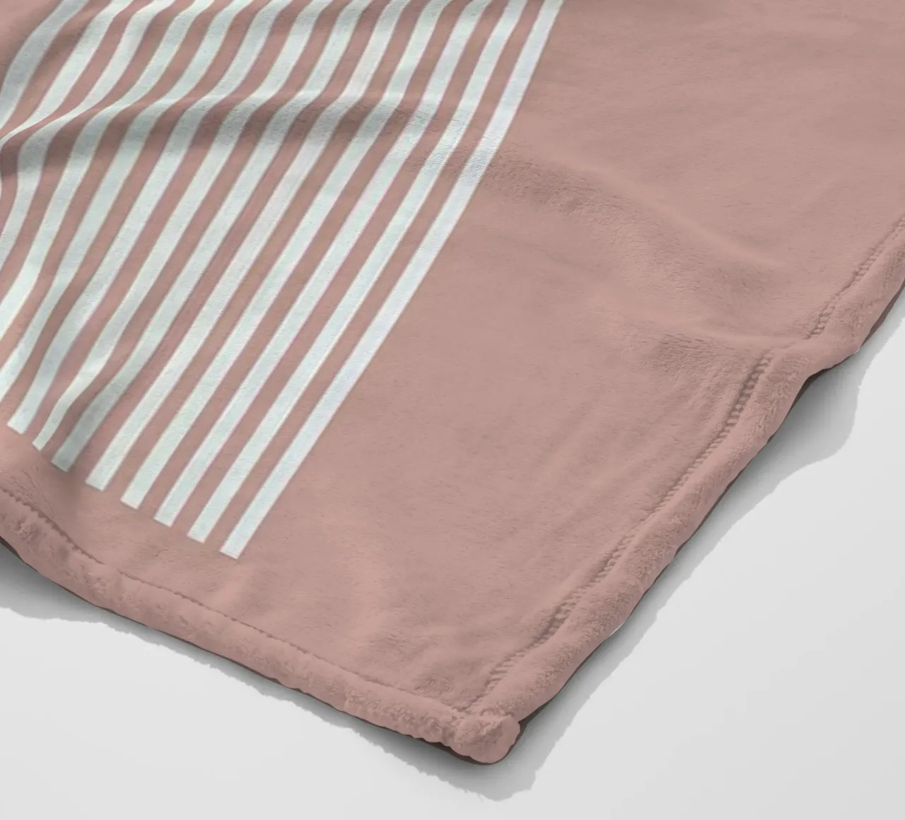 Cerchi e linee coperta in pile da Anna Müller