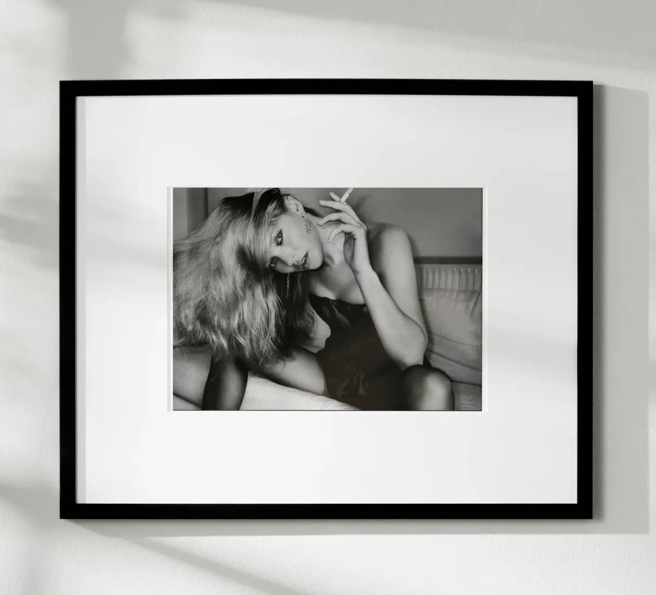 Kate Moss Zigarette 01 Poster von vintgeseyn