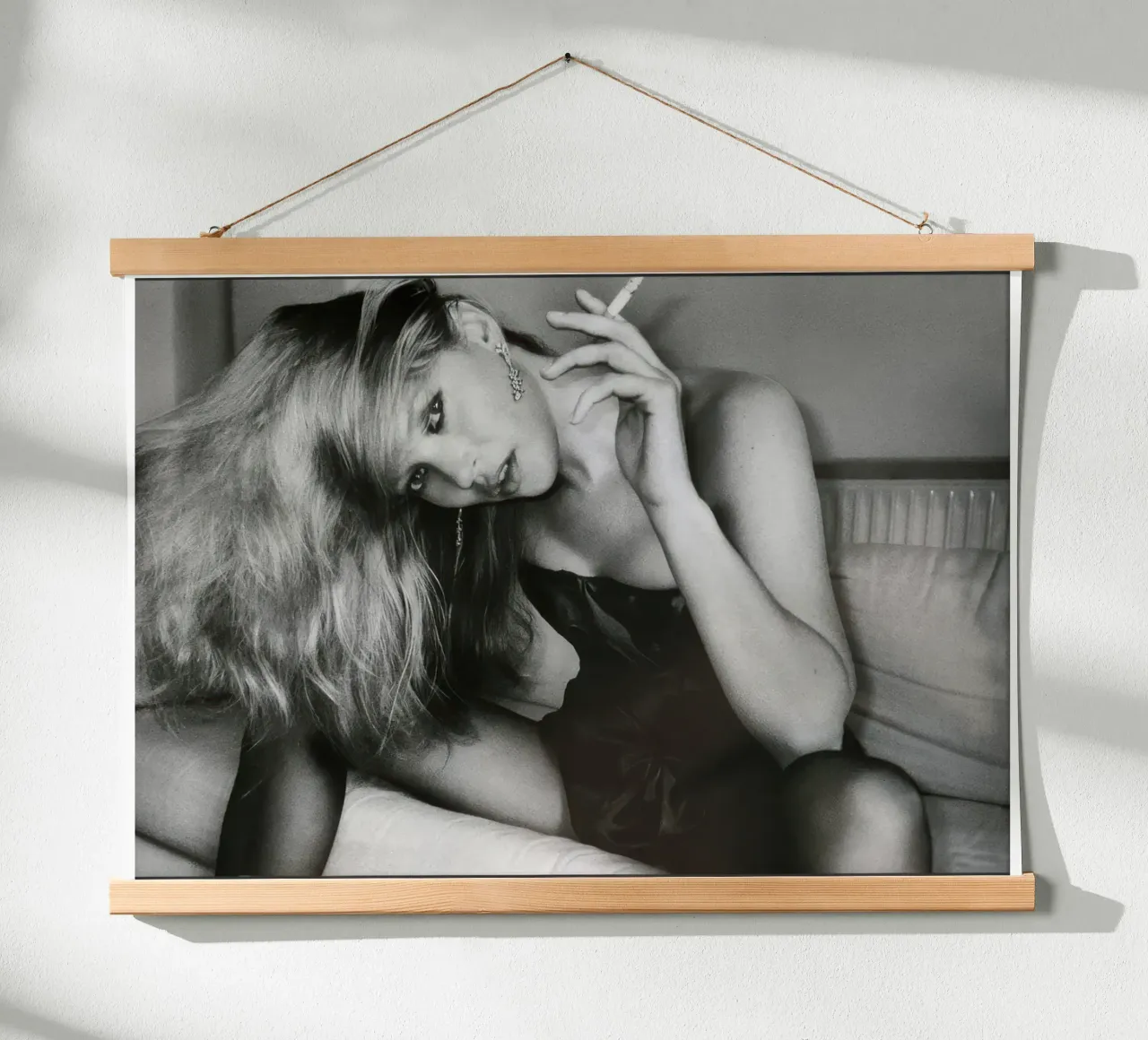 Kate Moss Zigarette 01 Poster von vintgeseyn