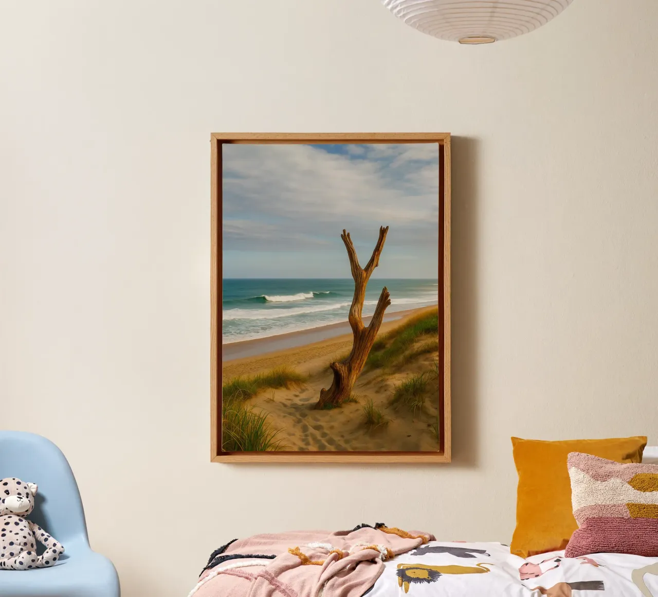 trockene Bäume am Strand Naturpanorama Leinwand mit Schattenfugenrahmen von chinerei
