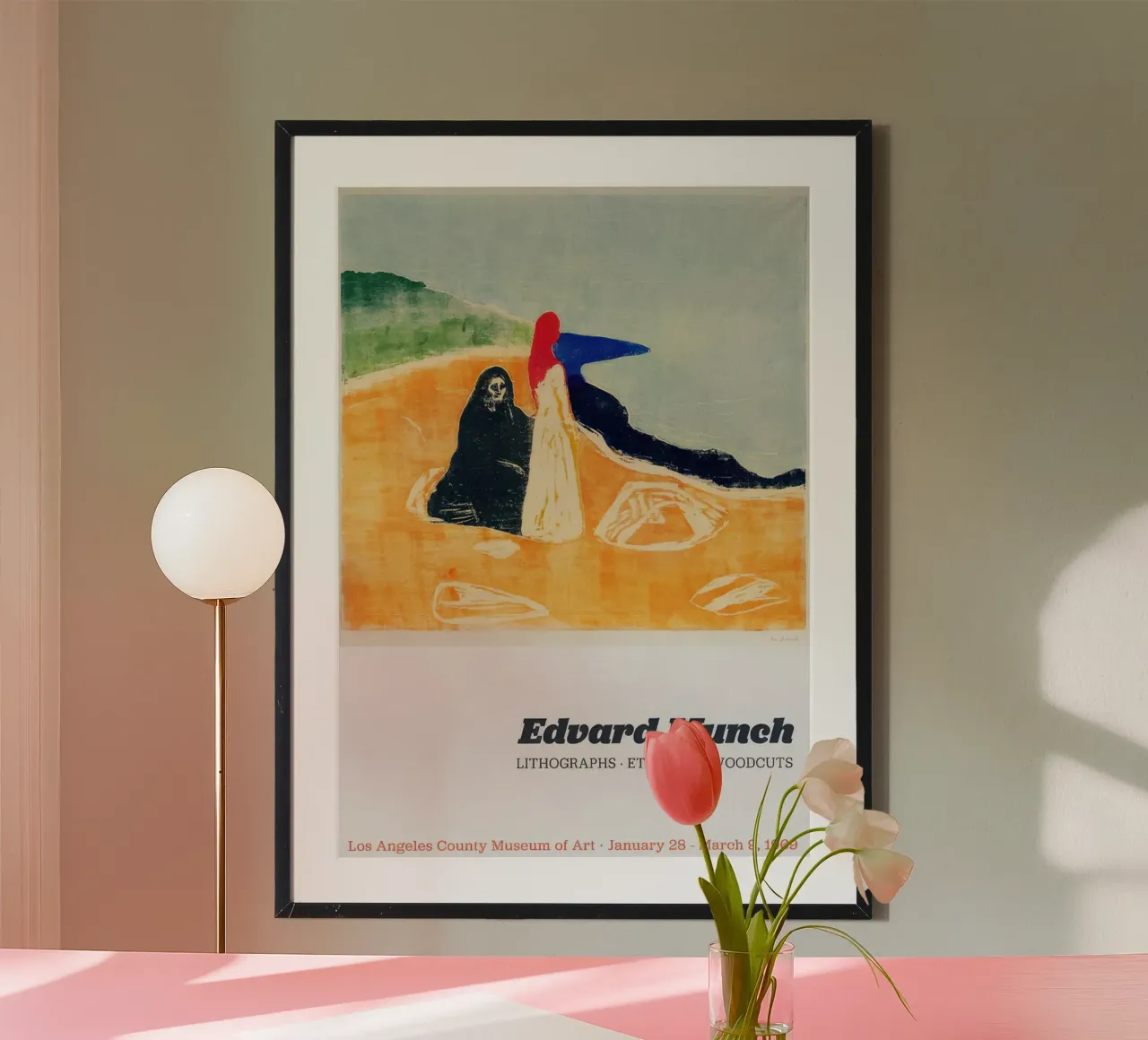 Edvard Munch - Due donne sulla spiaggia poster con telaio in legno da Slowlylow
