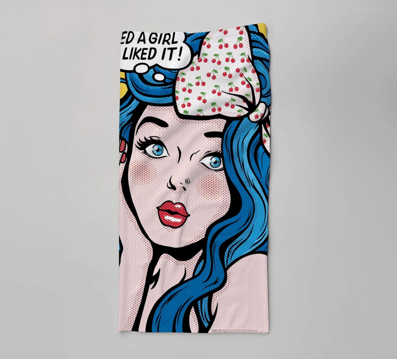 I Kissed a Girl - Draw Me A Song Project serviette de bain de Nour Tohme