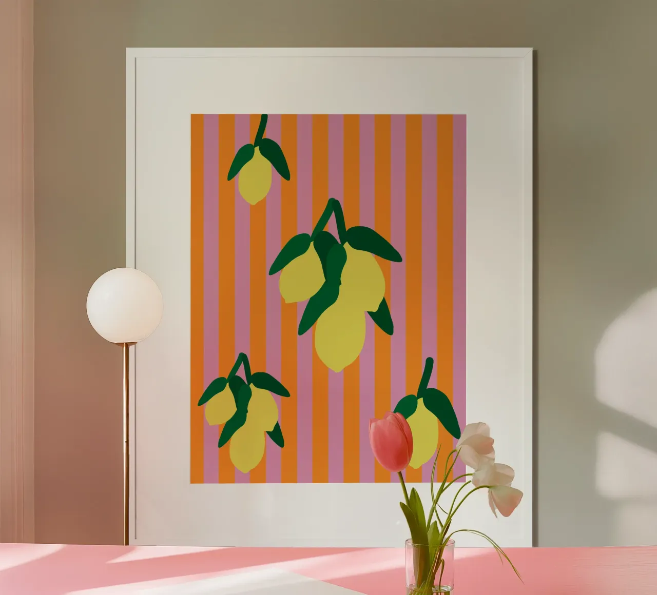 Limoni su strisce Arancione Lilla poster con telaio in plastica da Alisa Knöß