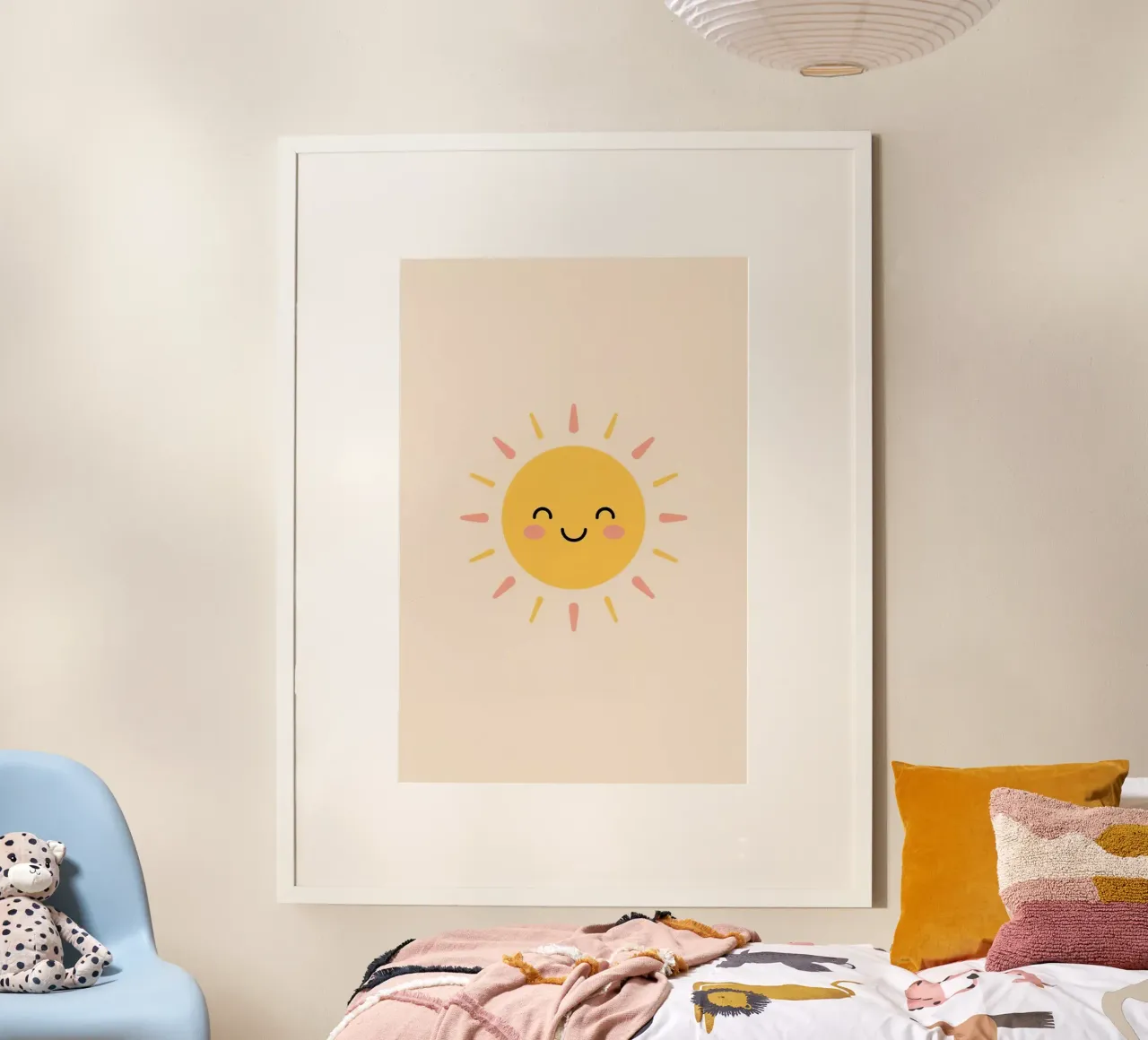Sole felice e carino poster con telaio in legno da DesignDoodle
