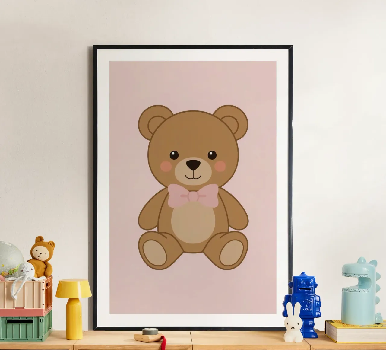Orsetto carino dei cartoni animati con papillon rosa su sfondo rosa poster da DesignDoodle