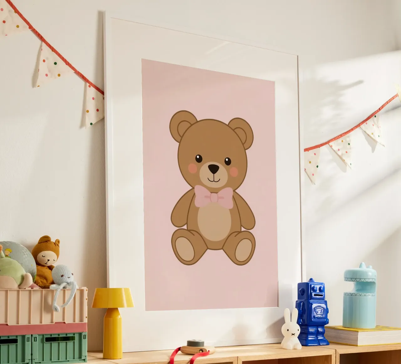 Orsetto carino dei cartoni animati con papillon rosa su sfondo rosa poster da DesignDoodle