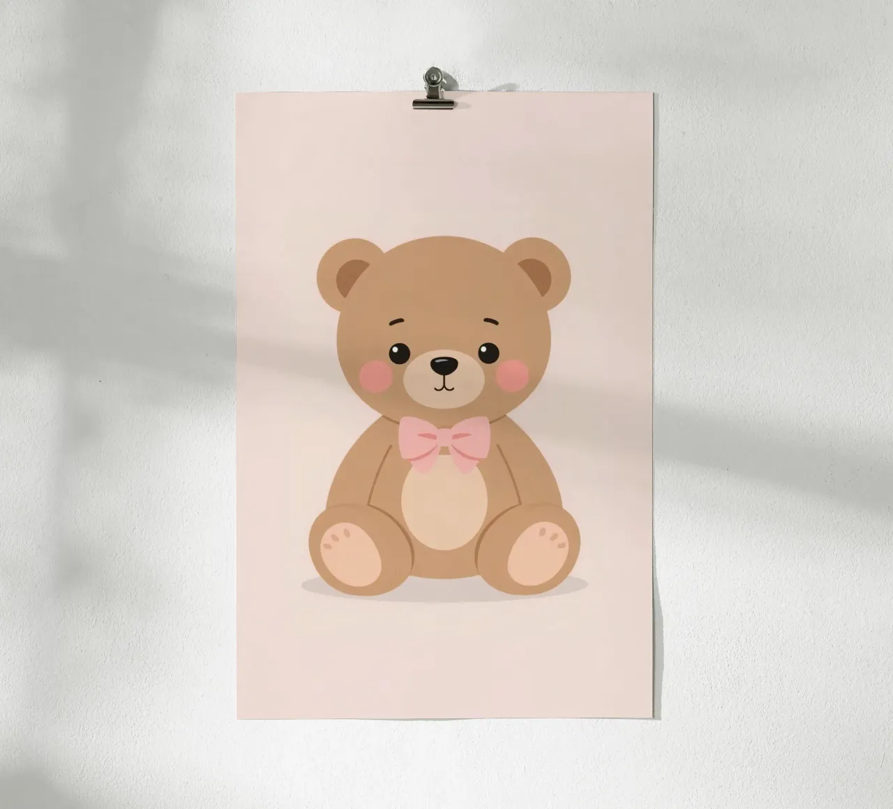 Orsetto carino con fiocco rosa poster da DesignDoodle