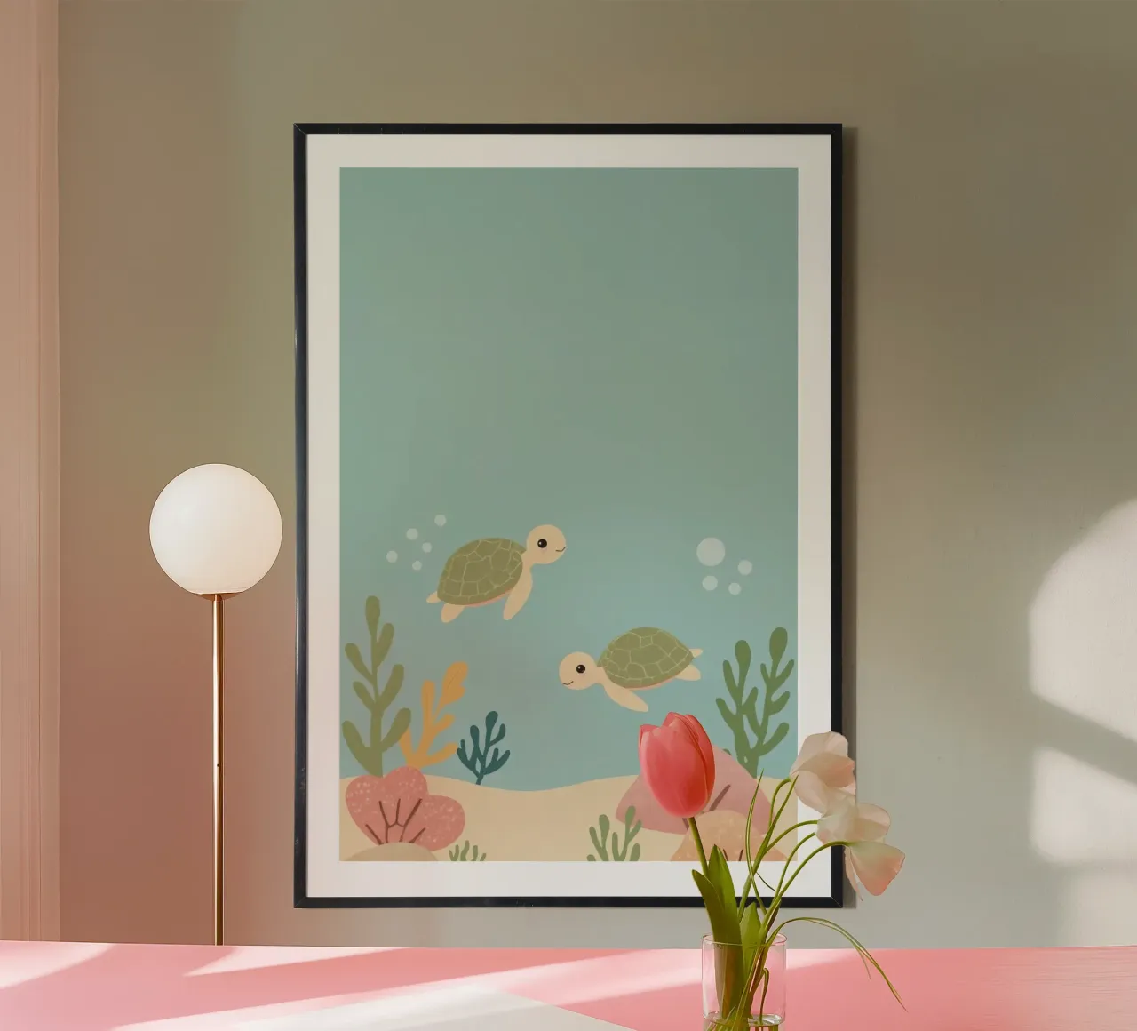 Tartarughe carine con corallo sul fondo dell'oceano poster con telaio in legno da DesignDoodle