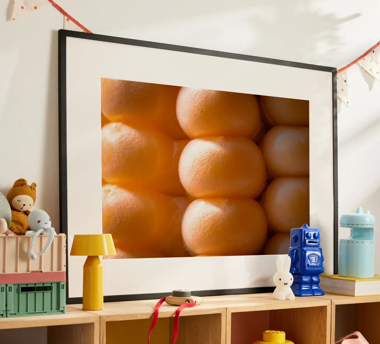 Corn on the cob as a macro photo poster with wooden frame by Marcus Beckert | Fotografie